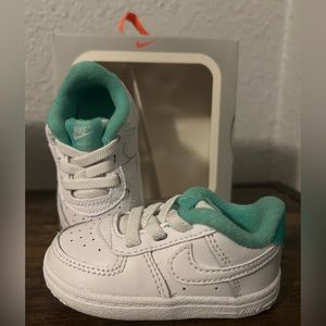 Baby shoes